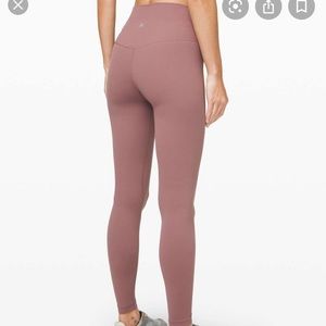 Lululemon Align Soft nude 25’